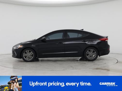 Black 2018 Hyundai ELANTRA SE