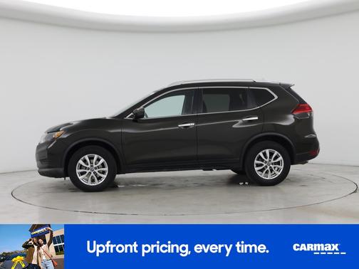 Green 2017 Nissan Rogue SV