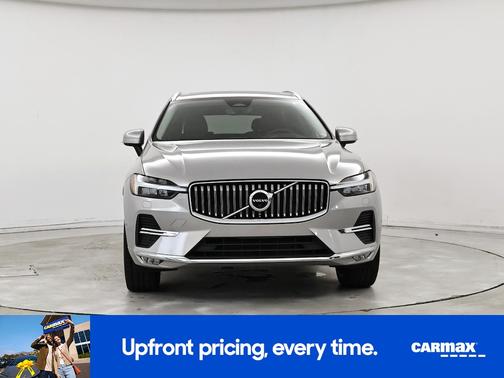 2023 Volvo XC60 B5 Ultimate Bright Theme