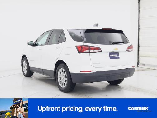 White 2023 Chevrolet Equinox LS