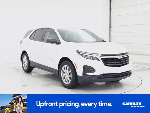 White 2023 Chevrolet Equinox LS