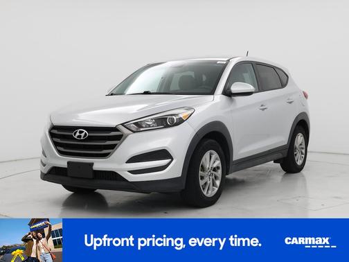 Silver 2016 Hyundai TUCSON SE
