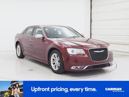 Red 2015 Chrysler 300 C