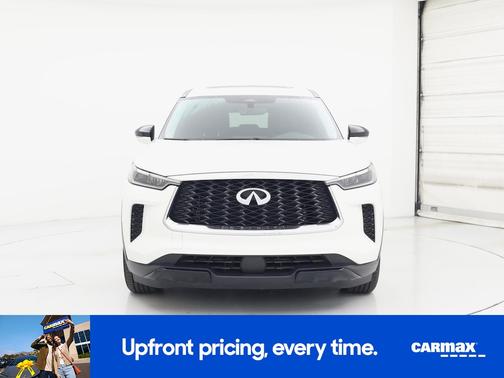 White 2023 INFINITI QX60 Pure