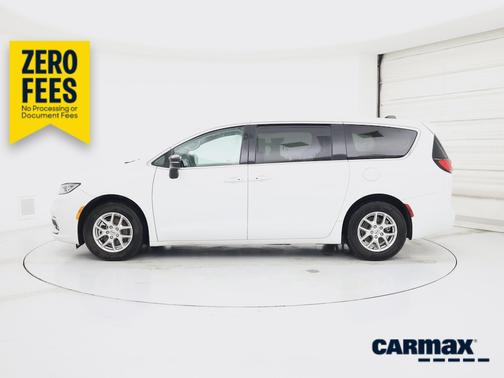 White 2024 Chrysler Pacifica Touring L