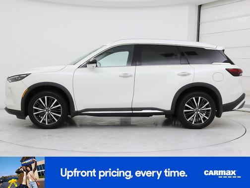 White 2023 INFINITI QX60 Sensory