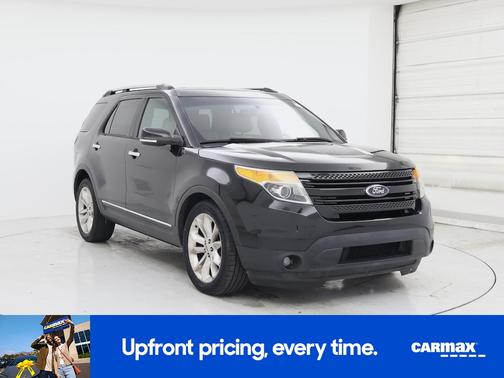 Black 2015 Ford Explorer XLT