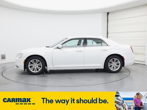 2021 Chrysler 300 Touring L