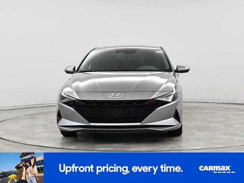 2023 Hyundai ELANTRA SE