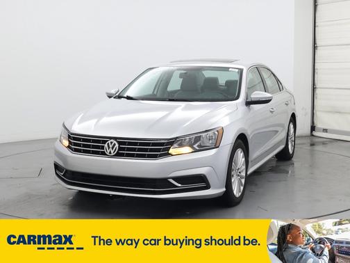 2016 Volkswagen Passat SE