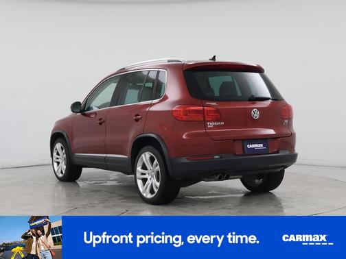Red 2016 Volkswagen Tiguan SEL