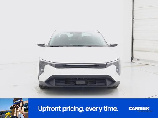 White 2025 Kia K4 LXS