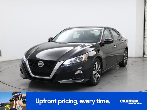 2022 Nissan Altima SV