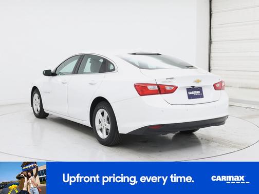 White 2024 Chevrolet Malibu 1LT