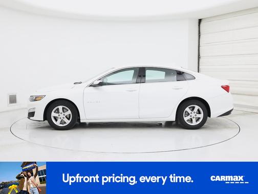 White 2024 Chevrolet Malibu 1LT