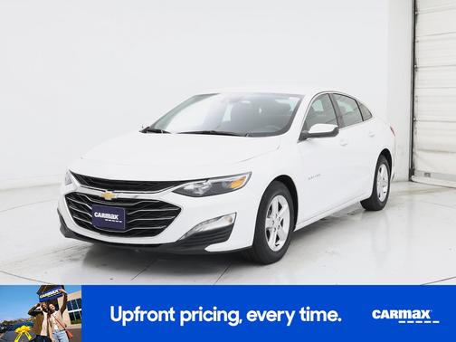 White 2024 Chevrolet Malibu 1LT
