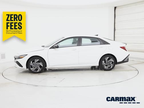 White 2025 Hyundai ELANTRA SEL Sport