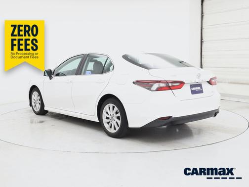 White 2024 Toyota Camry LE