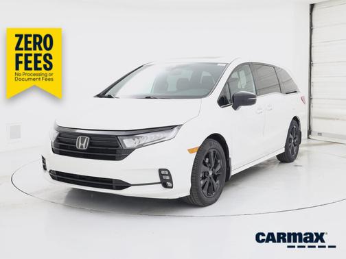 White 2023 Honda Odyssey Sport