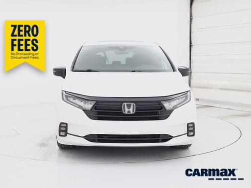 White 2023 Honda Odyssey Sport