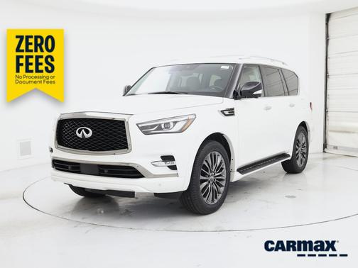 White 2024 INFINITI QX80 Premium Select