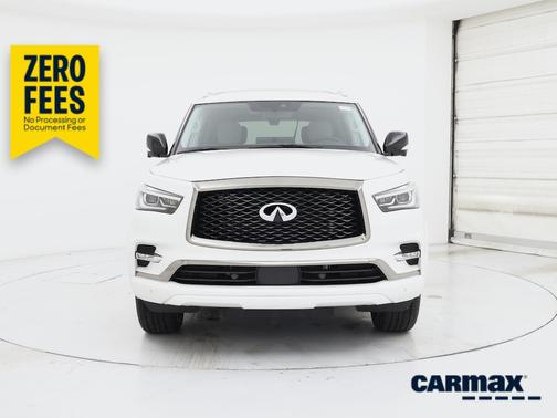 White 2024 INFINITI QX80 Premium Select