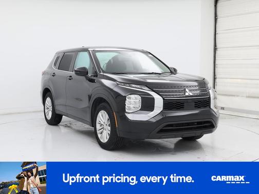 2024 Mitsubishi Outlander ES