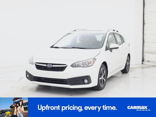 White 2023 Subaru Impreza Premium