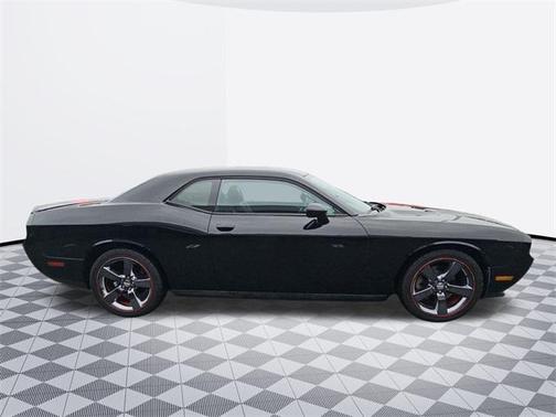 2012 Dodge Challenger SXT
