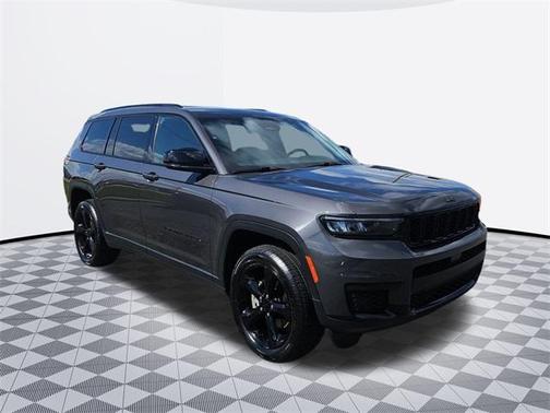 2022 Jeep Grand Cherokee L Laredo