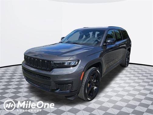 2022 Jeep Grand Cherokee L Laredo