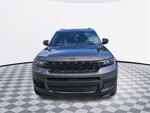 2022 Jeep Grand Cherokee L Laredo