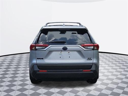 2022 Toyota RAV4 Hybrid XLE Premium