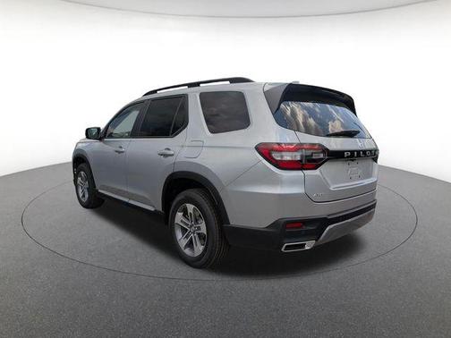 Silver 2026 Honda Pilot EX-L