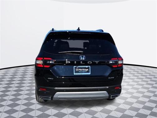 2023 Honda Pilot Elite