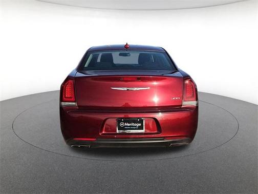 2019 Chrysler 300 Touring