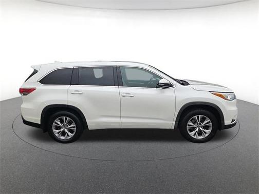 2016 Toyota Highlander LE Plus