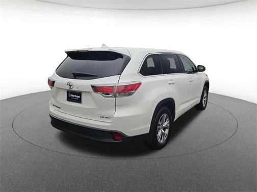 2016 Toyota Highlander LE Plus