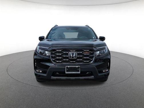 Crystal Black Pearl 2024 Honda Passport TrailSport