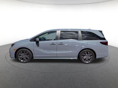 Sonic Gray Pearl 2026 Honda Odyssey Touring