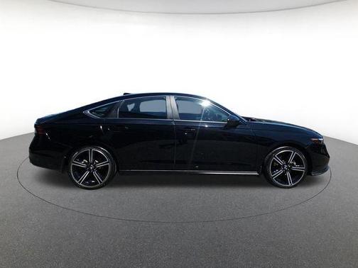 Crystal Black Pearl 2024 Honda Accord Hybrid Sport