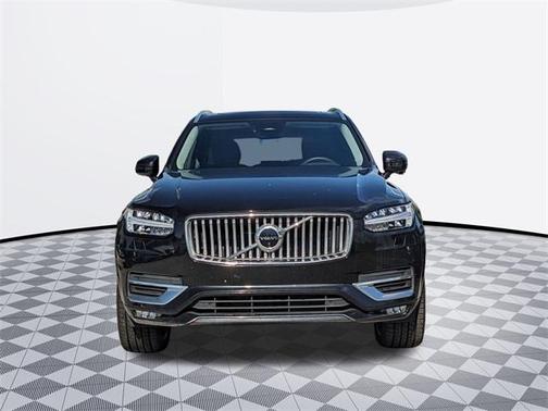 2023 Volvo XC90 B6 Plus 7-Seater