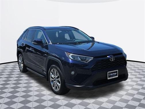 2019 Toyota RAV4 XLE Premium