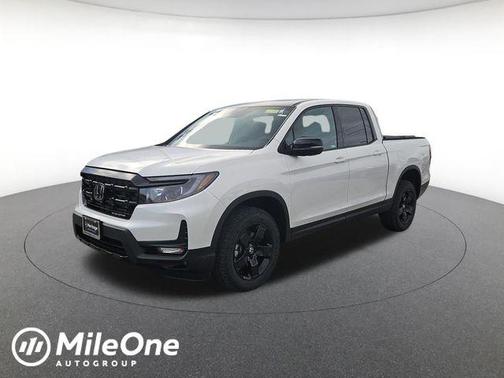 Platinum White 2026 Honda Ridgeline Black Edition Two-Tone