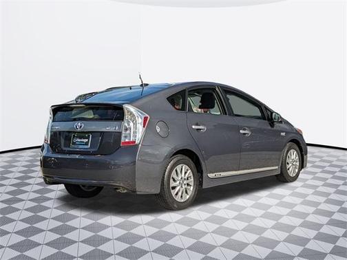 2014 Toyota Prius Plug-in Base