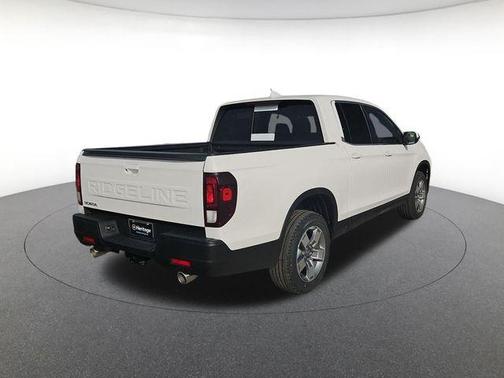 Platinum White 2026 Honda Ridgeline RTL