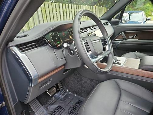 2024 Land Rover Range Rover P400 SE