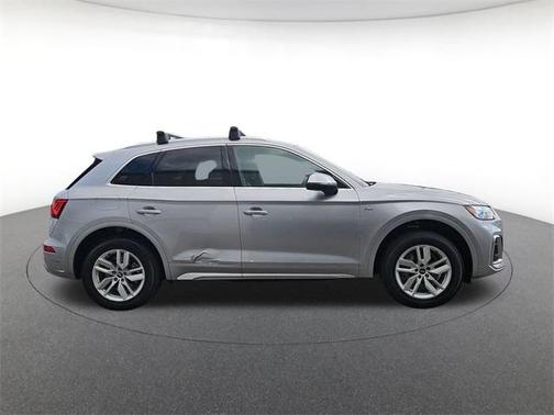 2023 Audi Q5 45 S line quattro Premium
