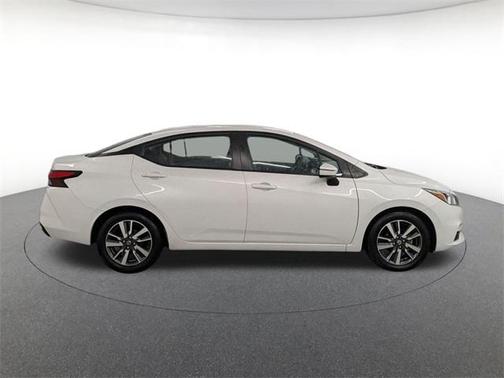 2021 Nissan Versa 1.6 SV