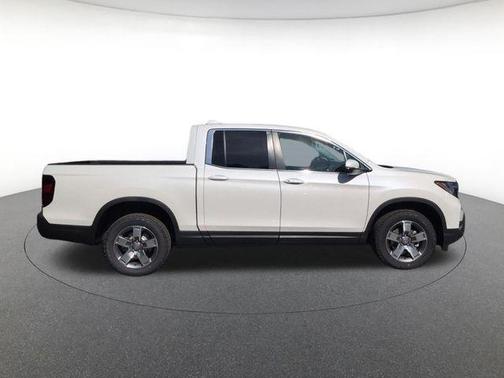 Platinum White 2026 Honda Ridgeline RTL